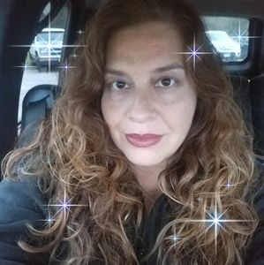 Meet your Posher, Adriana